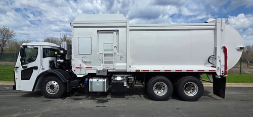 2026 McNeilus ZR